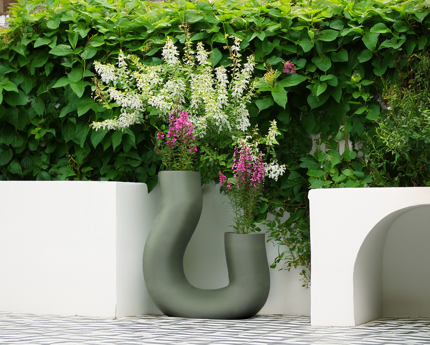 Coralux vase